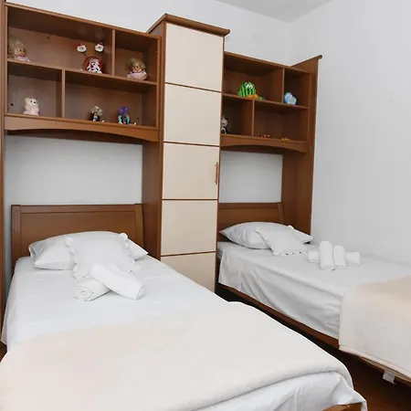 Apartman Natali * شيبينيك